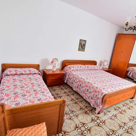 Feriehus Solemareponza Casa Pittarella *